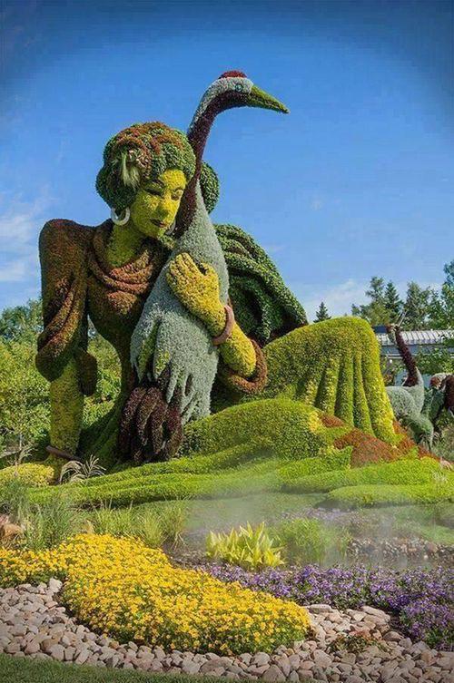仙鹤女神绿色植物景观雕塑