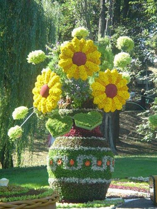 花朵花瓶绿色植物景观雕塑