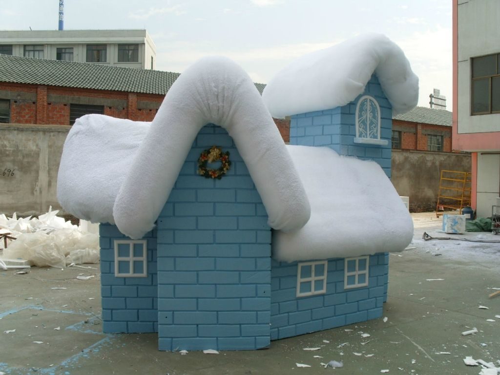 泡沫雕塑房子