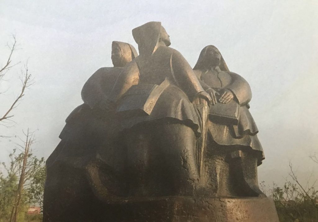 春晓-大型铸铜人物城市景观雕塑