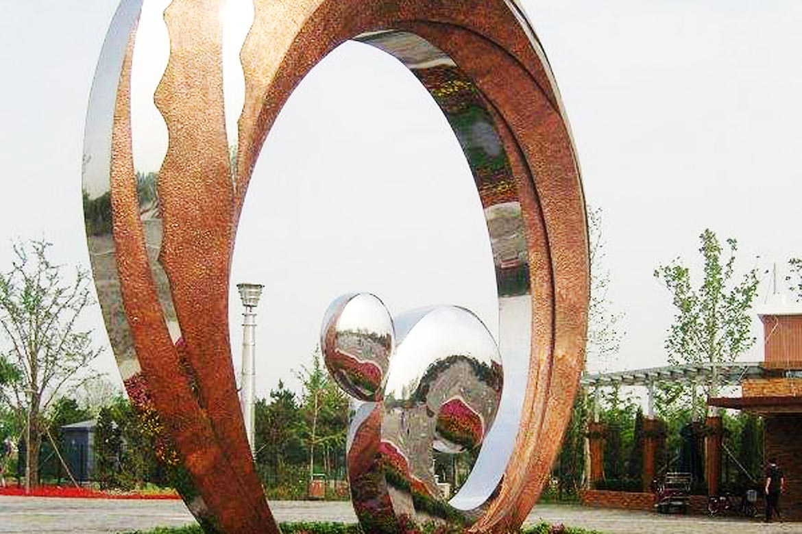 博仟北京雕塑公司制造的不锈钢抽象《浪》室外不锈钢雕塑小品近处高清图