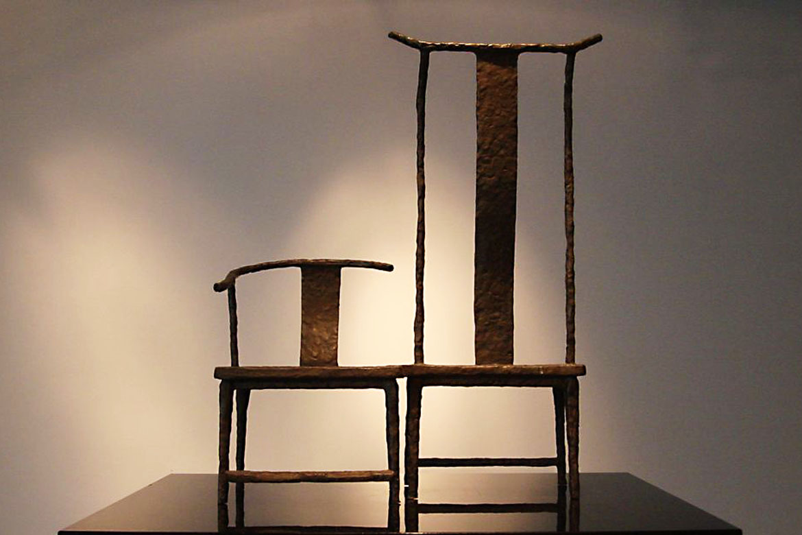 博仟北京雕塑公司的帝与后椅子铸铜雕塑设计