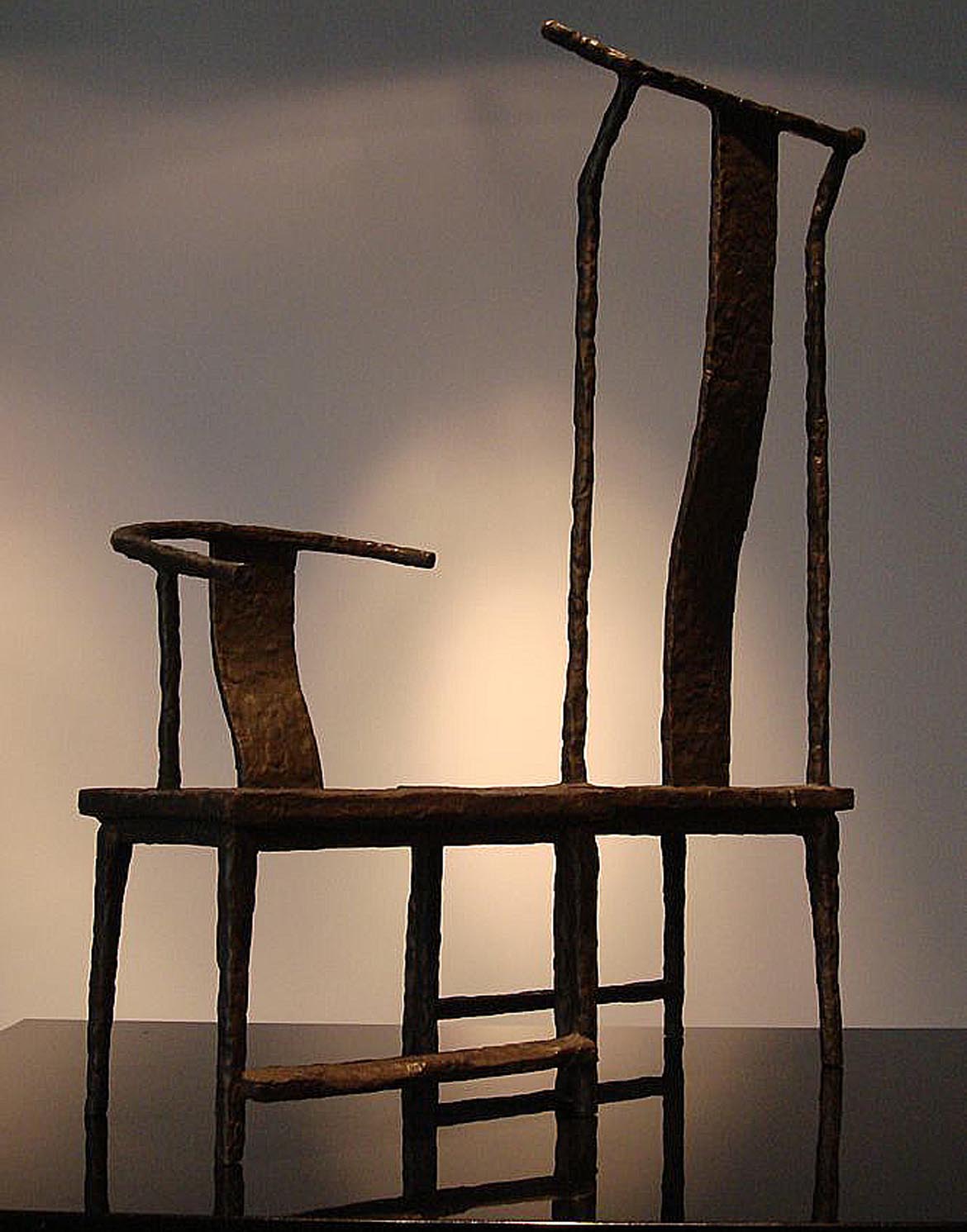 博仟北京雕塑公司创作的功能性铸铜雕塑设计椅子无灯光版效果