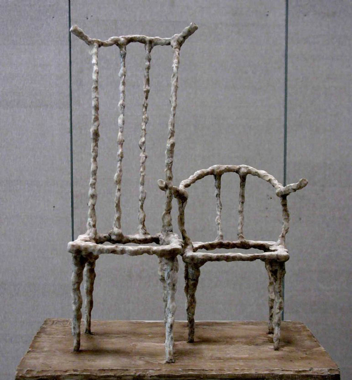博仟北京雕塑公司创作的椅子现代创意雕塑小稿