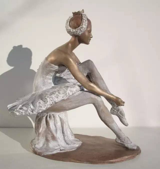 芭蕾铸铜人体雕塑