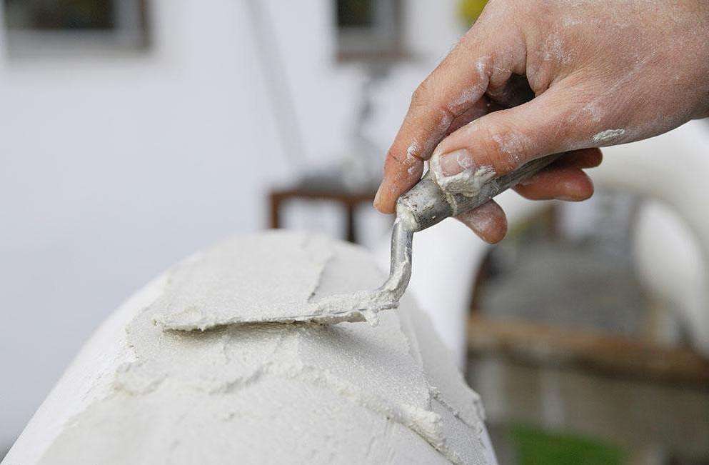 涂抹雕塑的石膏翻制方法