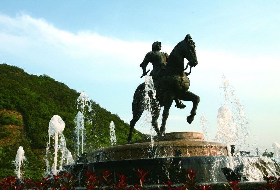 骑马将军水景喷泉雕塑