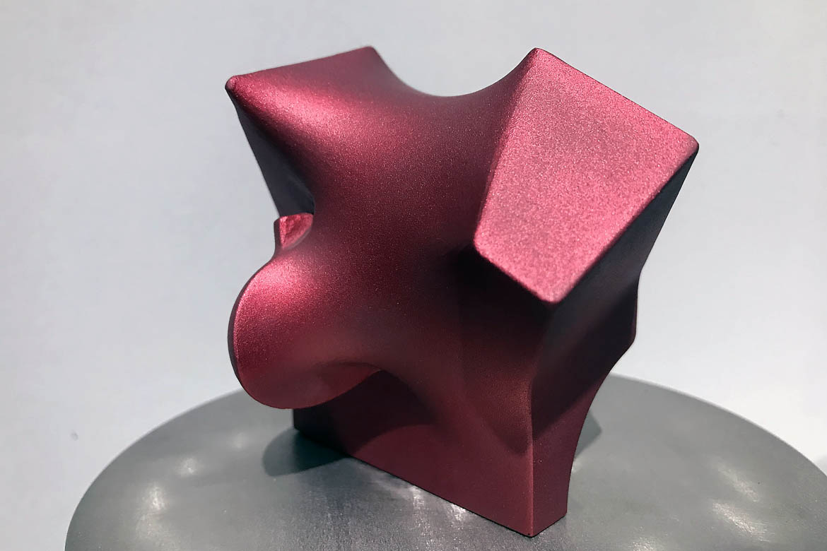 红色抽象不锈钢板锻造雕塑