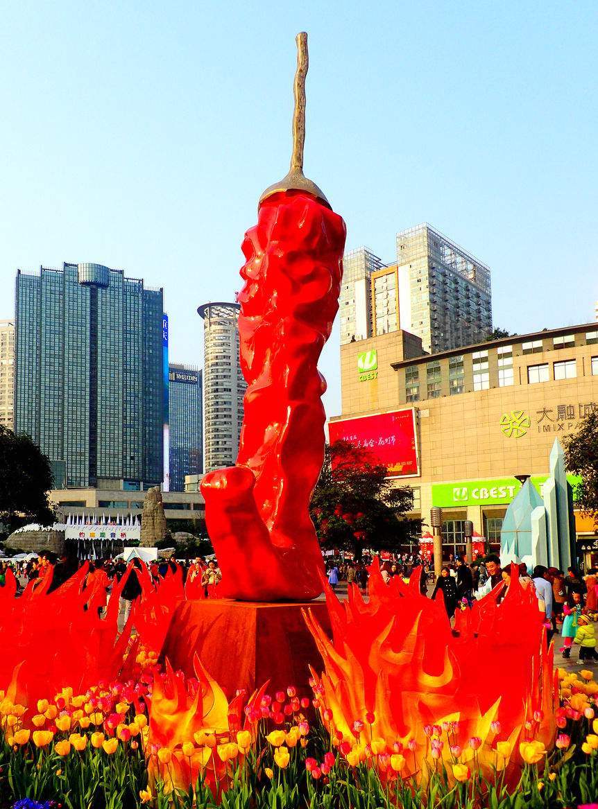 世界上最大玻璃钢卡通辣椒雕塑